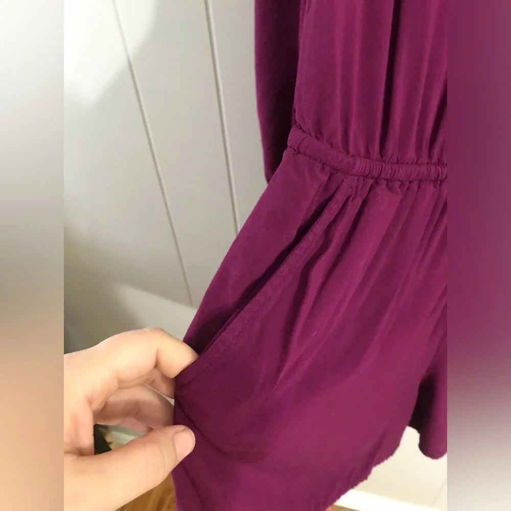 Old Navy Romper w Pockets - Picture 6 of 6